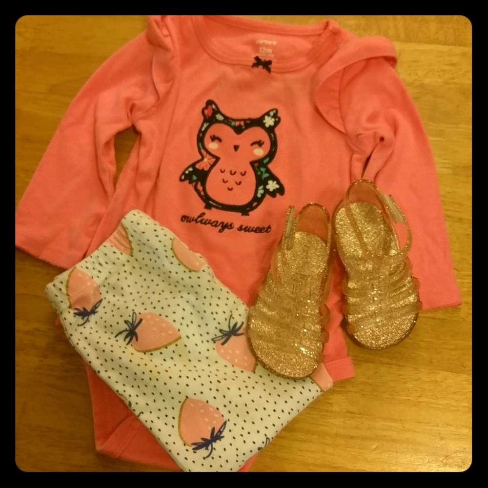 Handpicked outfit Bodysuit, Leggings, and Sandals!